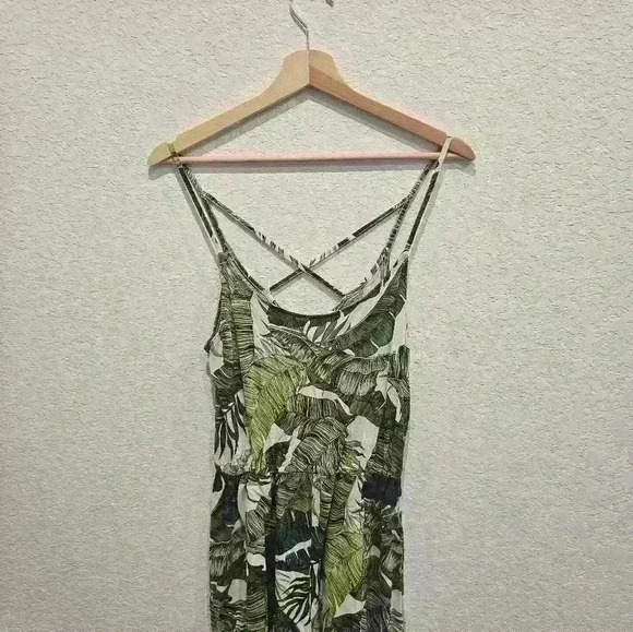 H&M Palm Leaf Romper - Picture 1 of 6